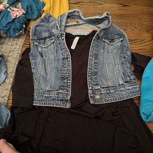Women American eagle denim vest